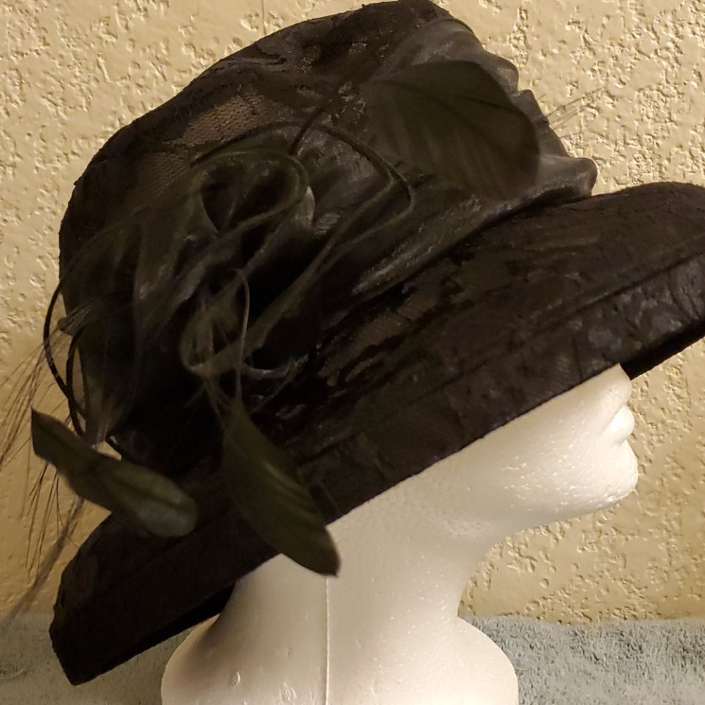 Hat - Picture 2 of 3